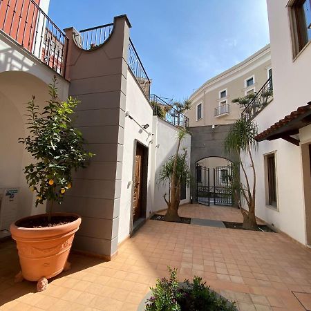 Zara Palace - Ariosto Scafati Kültér fotó
