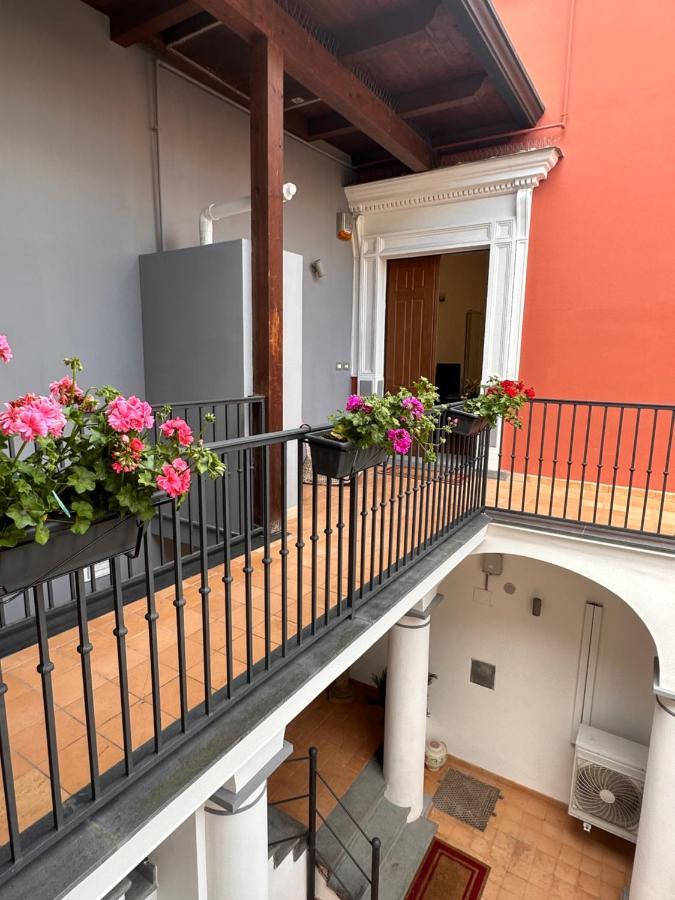 Zara Palace - Ariosto Scafati Kültér fotó